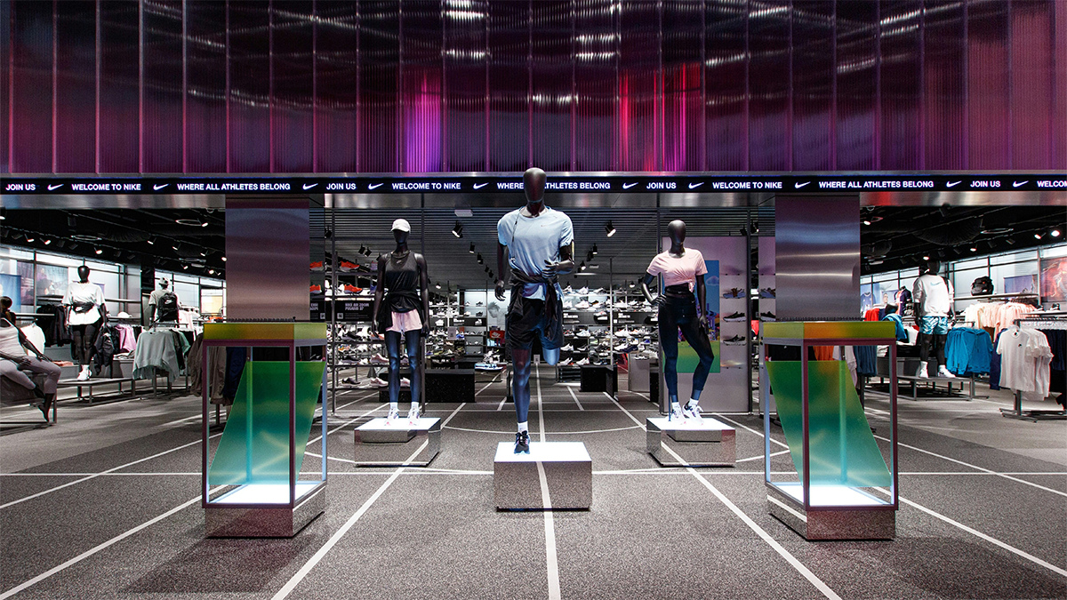 nike mannequins and clothing racks